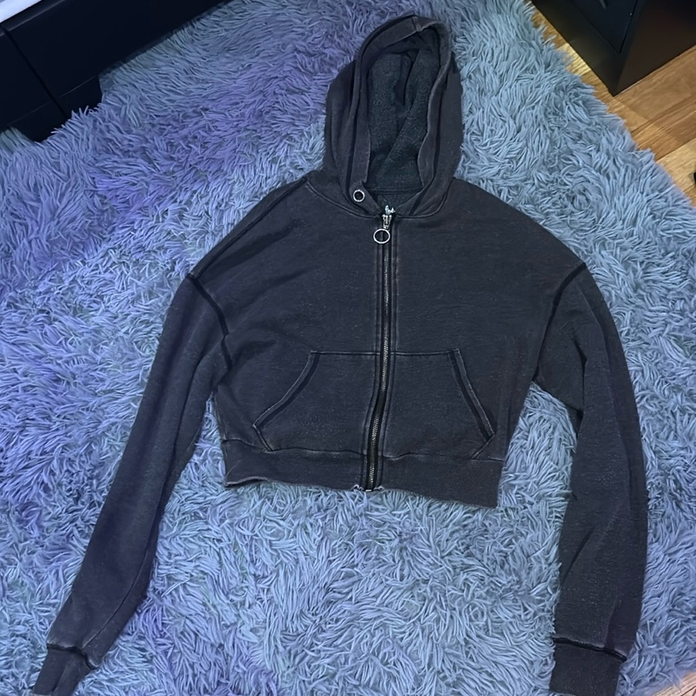 dark grey short zip up hoodie